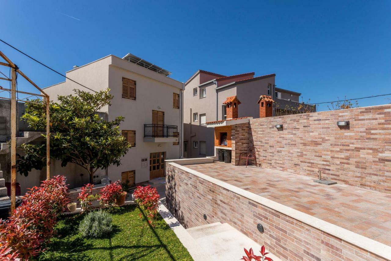 Apartments Lea Podstrana Exterior foto